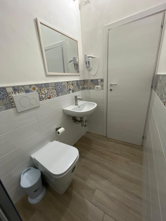 B&B Regina Rooms Авола Экстерьер фото