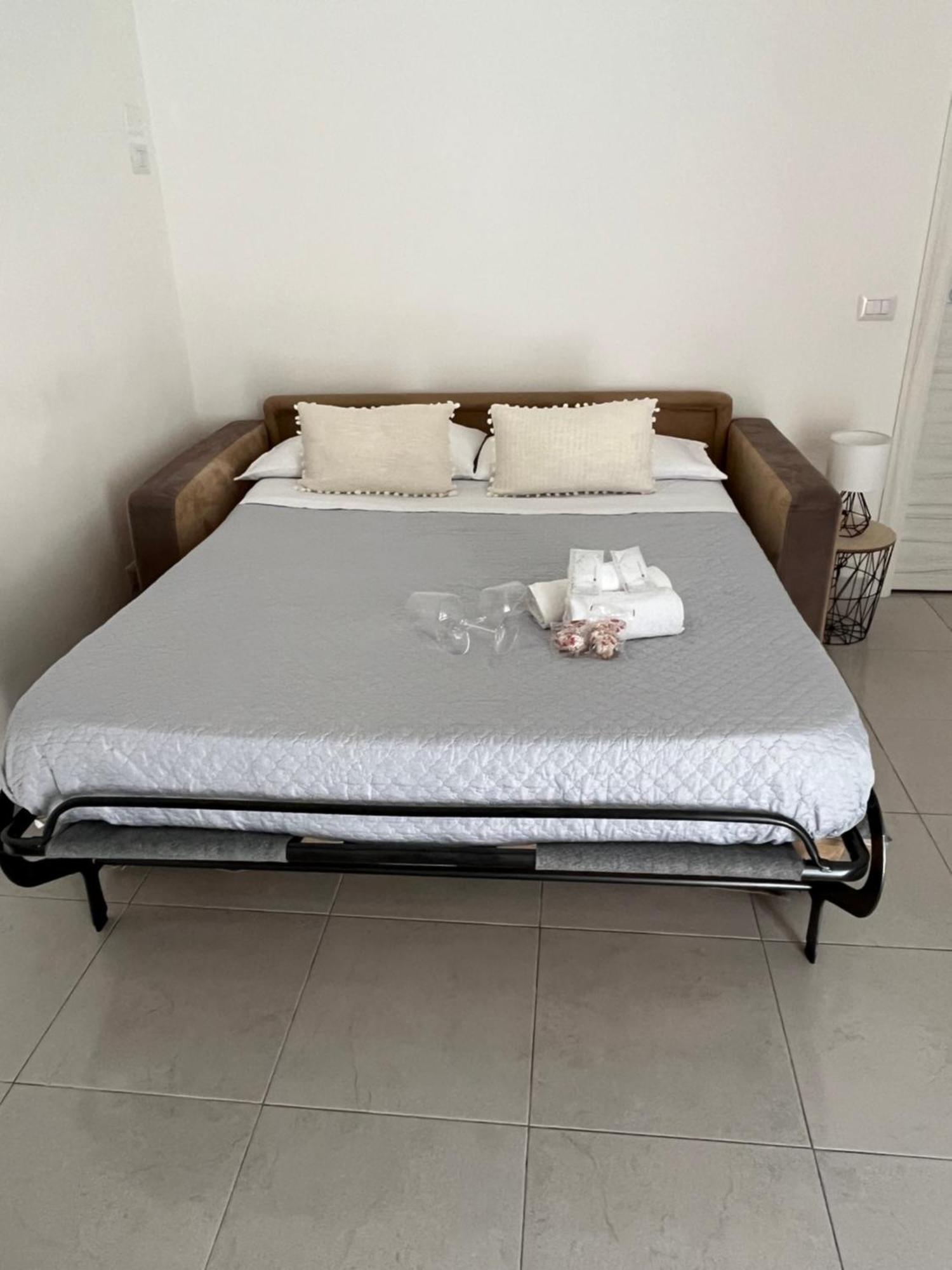 B&B Regina Rooms Авола Экстерьер фото